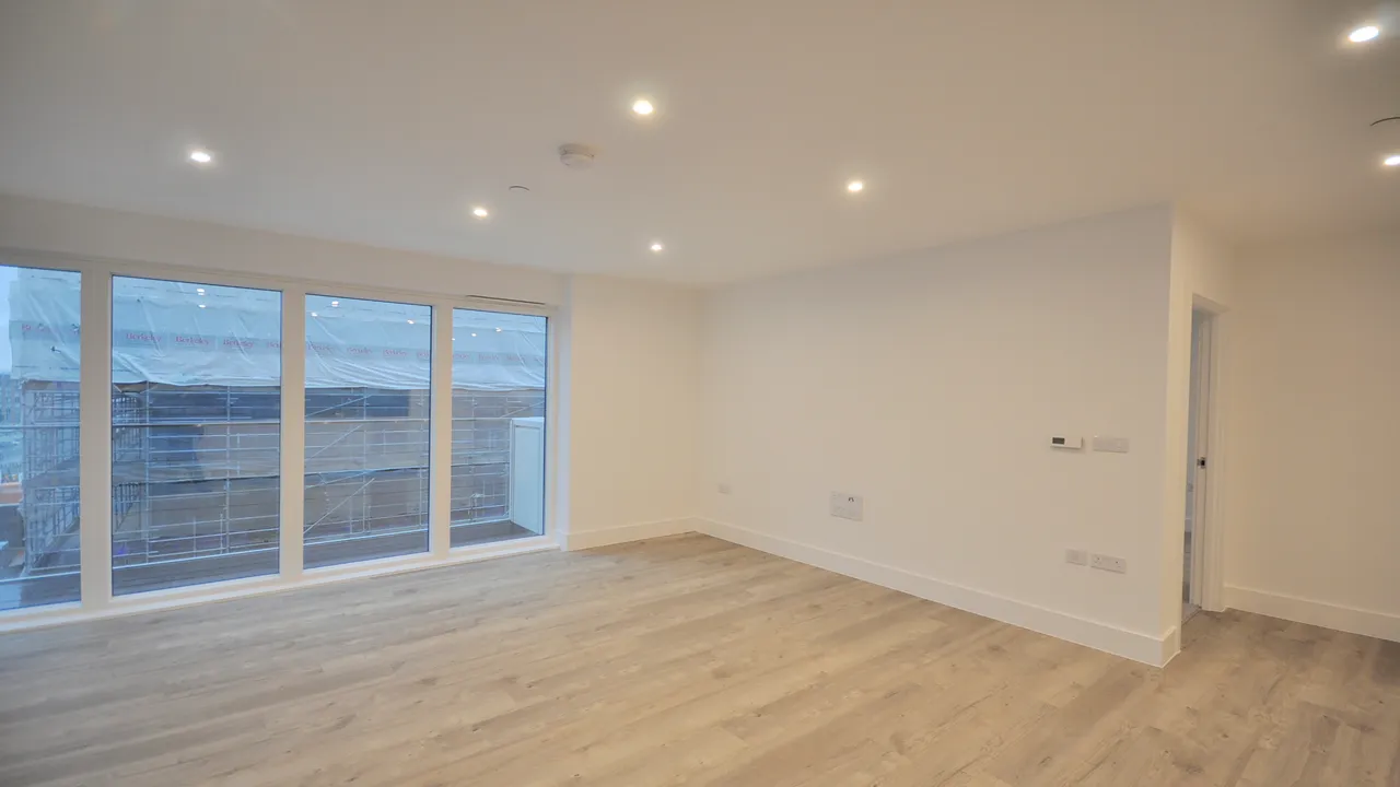 Pegler Square, Kidbrooke Village, London, SE3 9GW, photo 4
