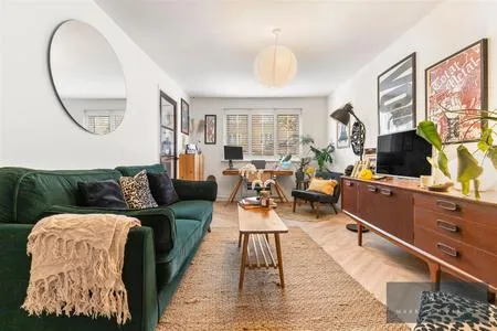 1 bed flat for sale, Crunden Road, South Croydon