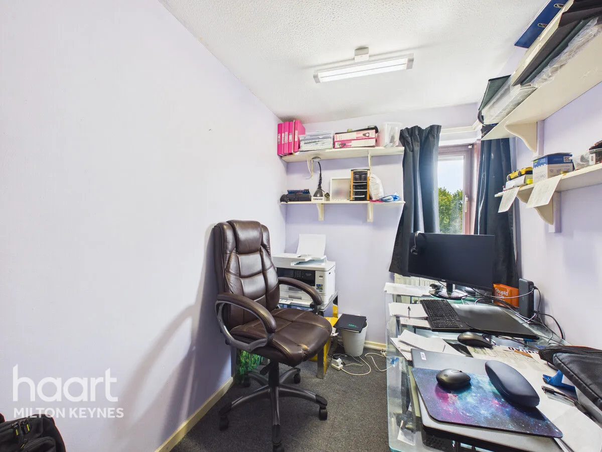 Ramsay Close, Bradwell, MK13, photo 11