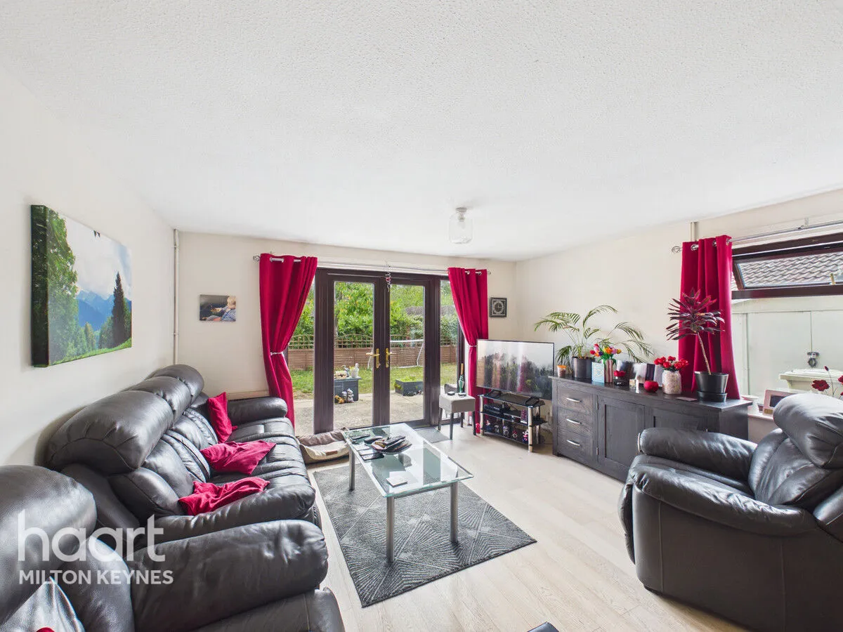 Ramsay Close, Bradwell, MK13, photo 3