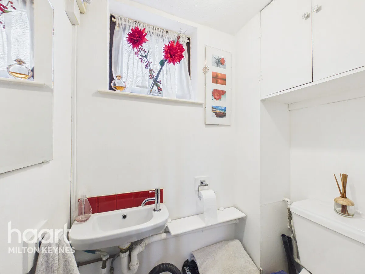 Ramsay Close, Bradwell, MK13, photo 7