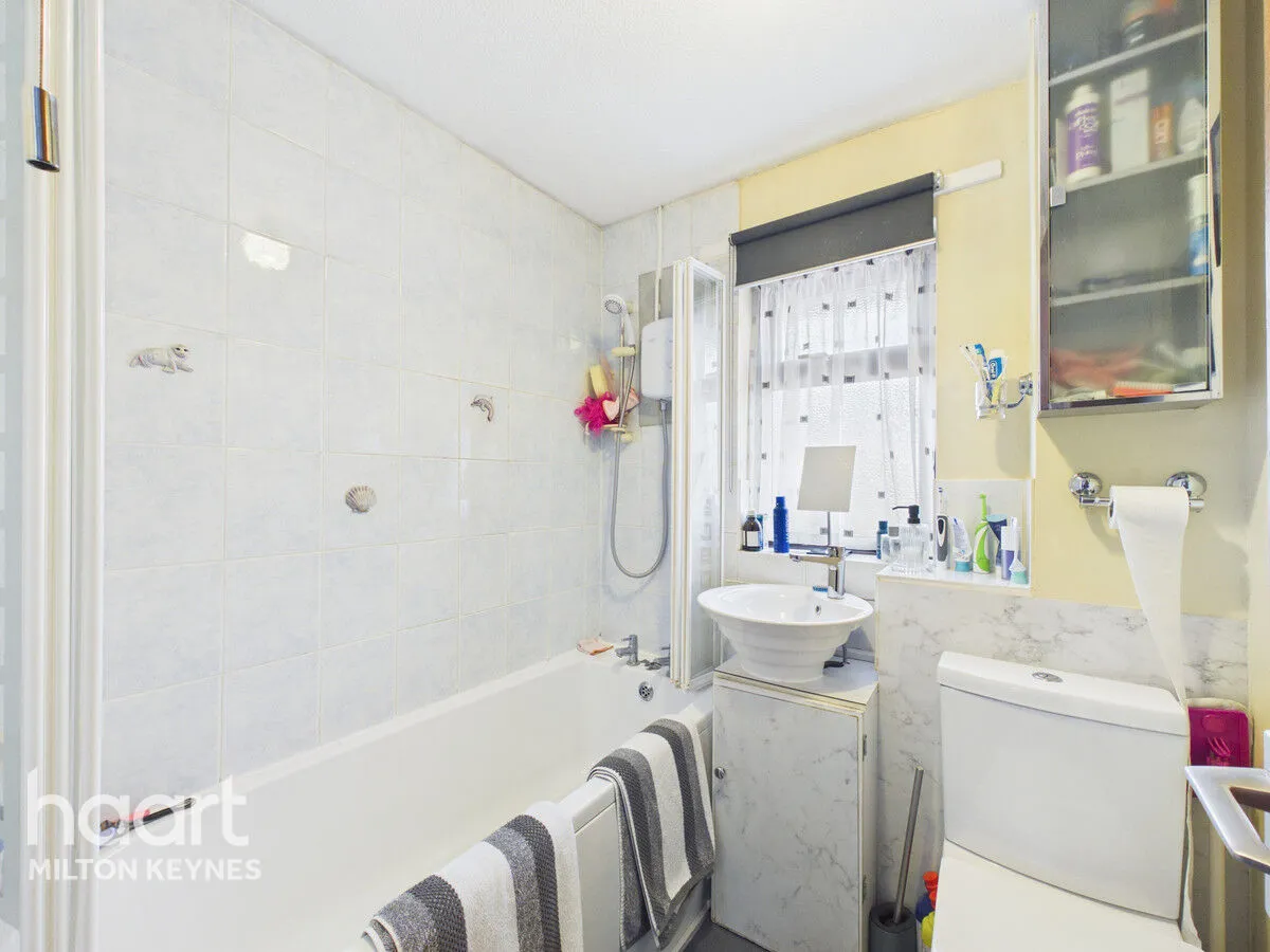 Ramsay Close, Bradwell, MK13, photo 12