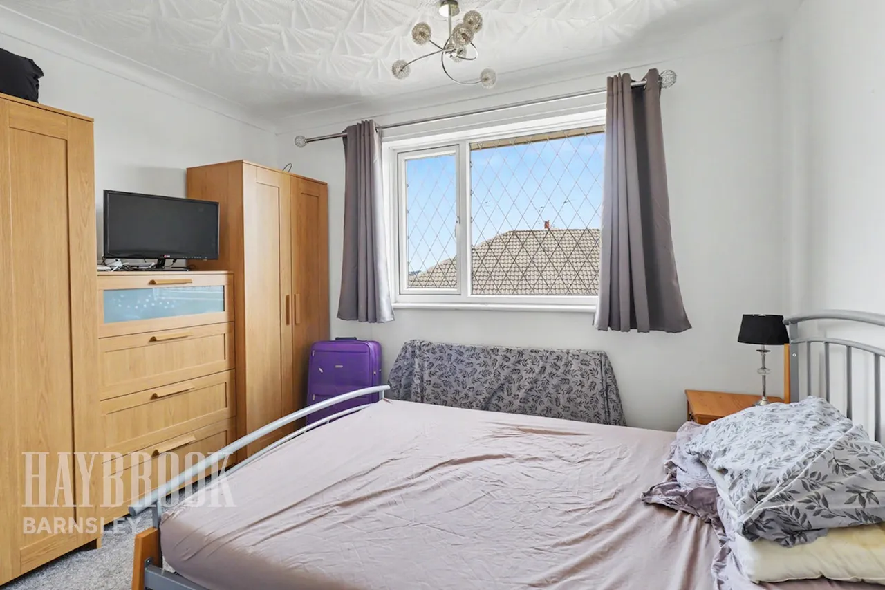 Minster Way, Monk Bretton, photo 6