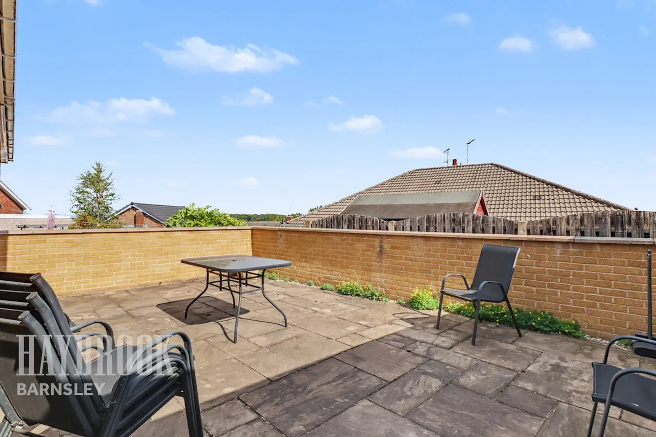 Minster Way, Monk Bretton, photo 10