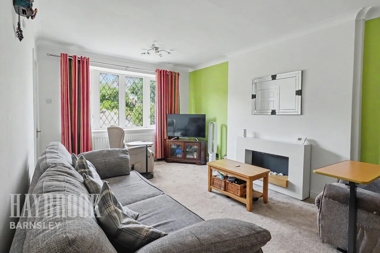 Minster Way, Monk Bretton, photo 2
