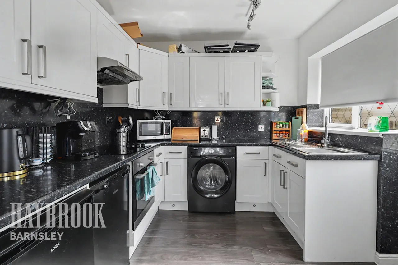 Minster Way, Monk Bretton, photo 3