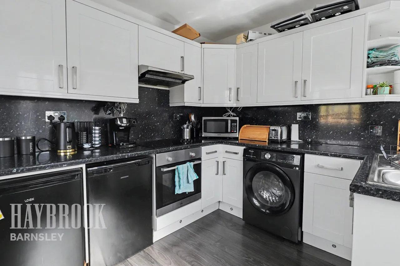 Minster Way, Monk Bretton, photo 5