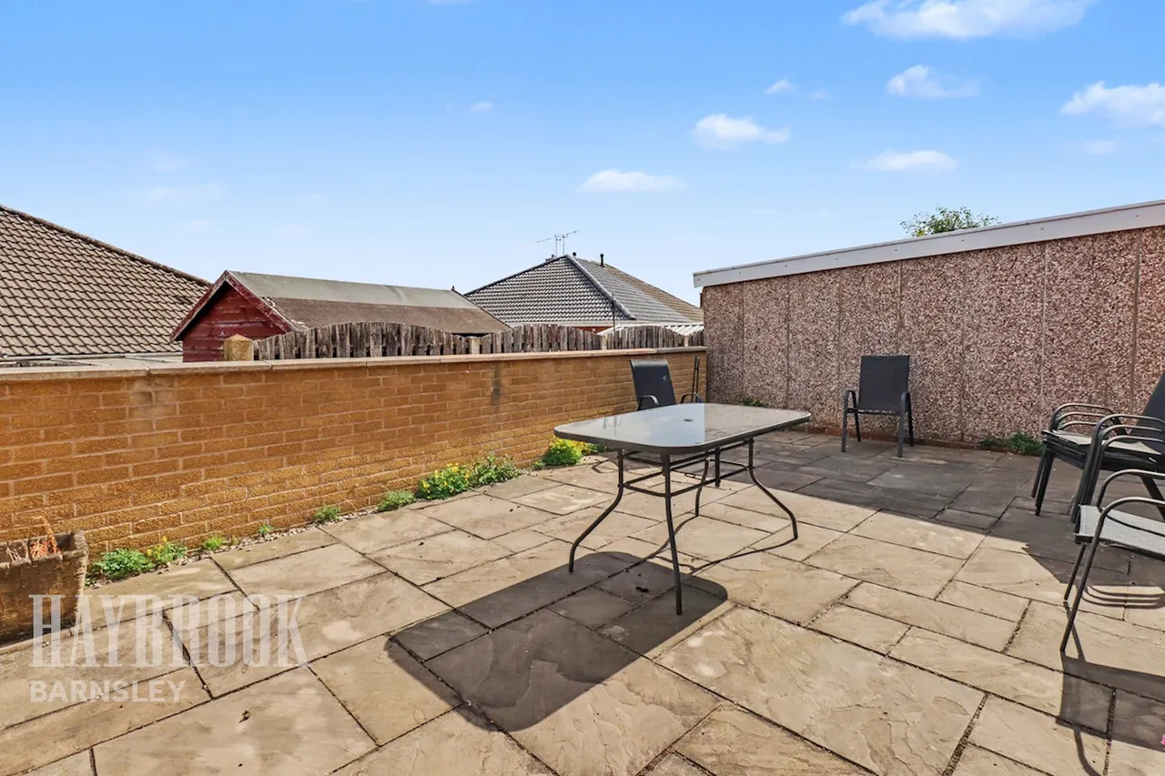 Minster Way, Monk Bretton, photo 11