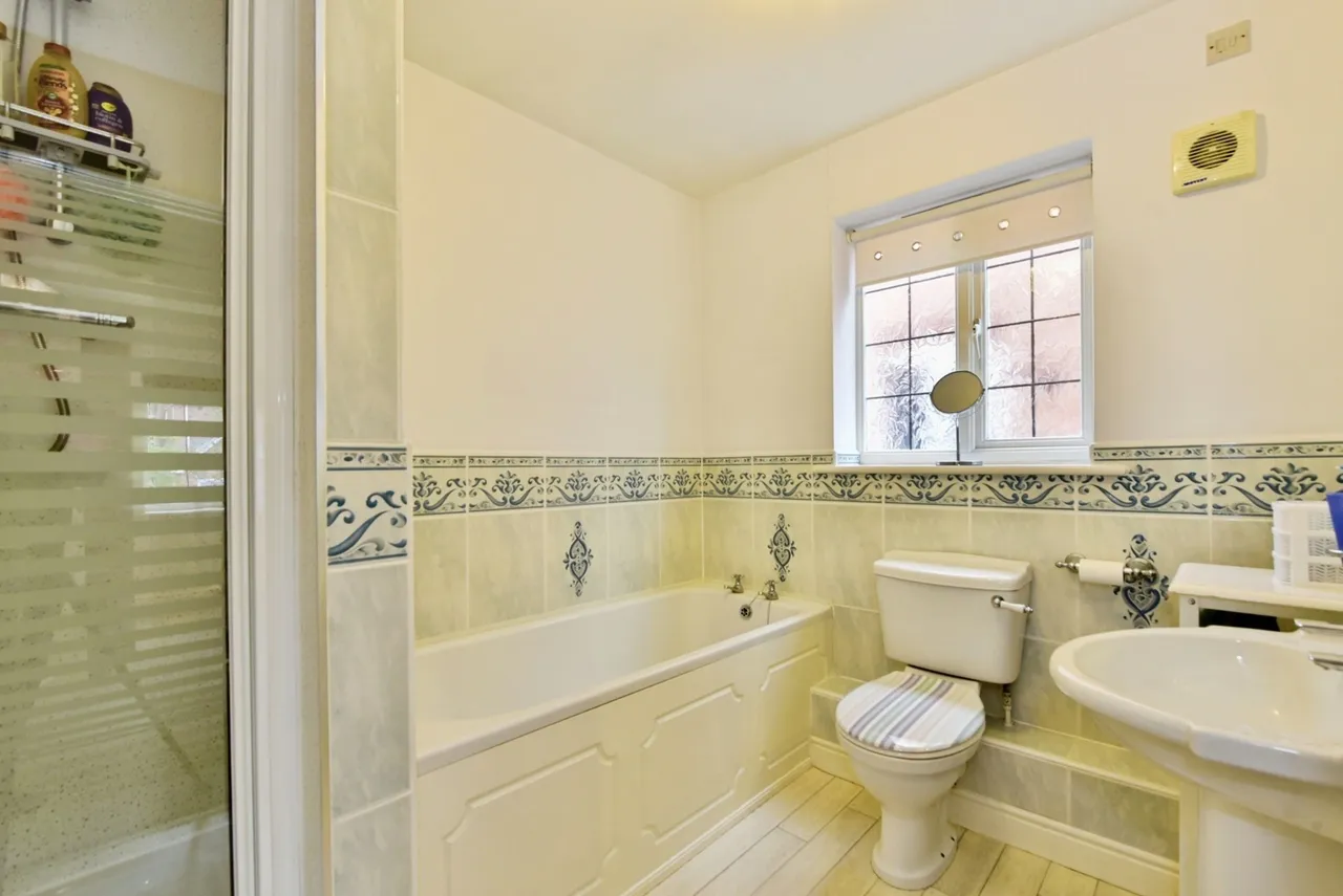 Morton Gardens, SHEFFIELD, South Yorkshire, S20, photo 21