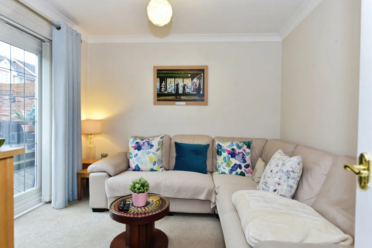 Morton Gardens, SHEFFIELD, South Yorkshire, S20, photo 8
