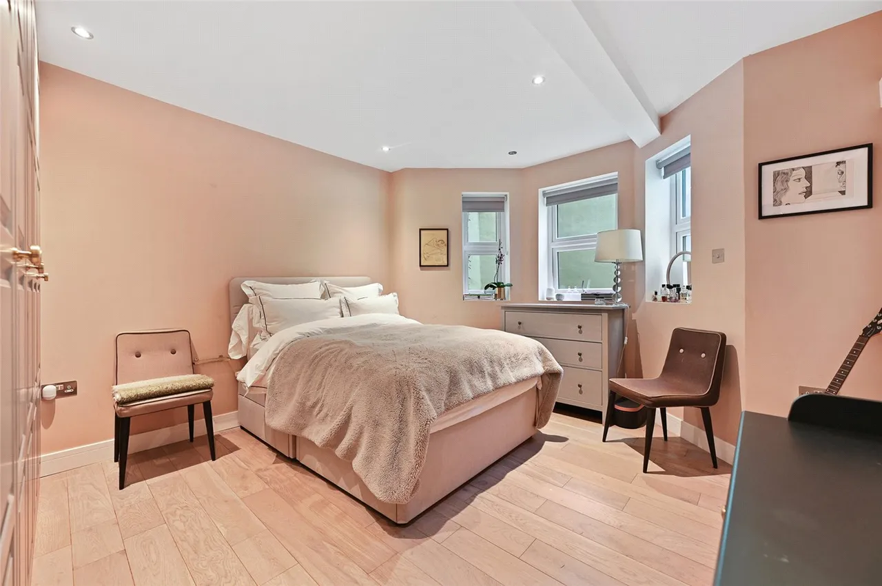 Ormiston Grove, London, W12, photo 5