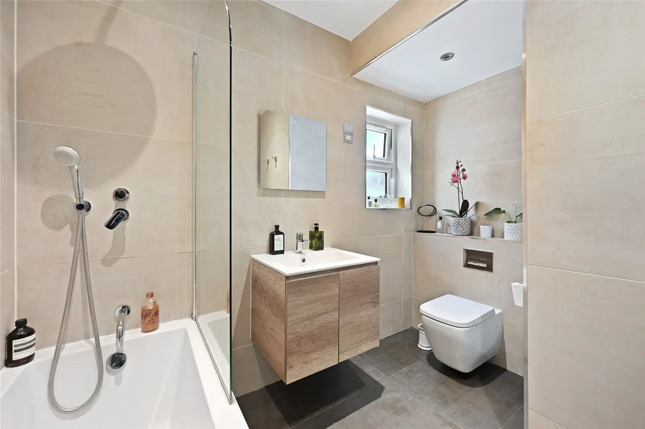 Ormiston Grove, London, W12, photo 6