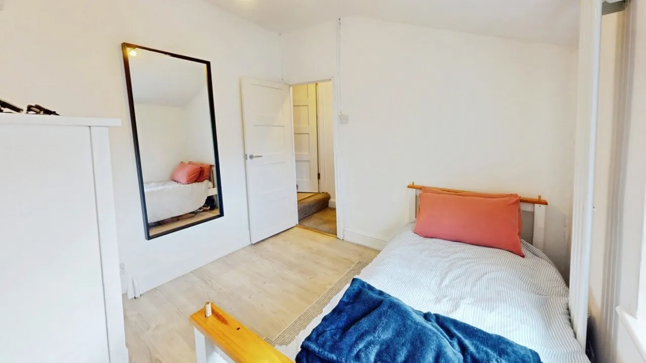 Upper Park Street, Cheltenham, GL52, photo 12