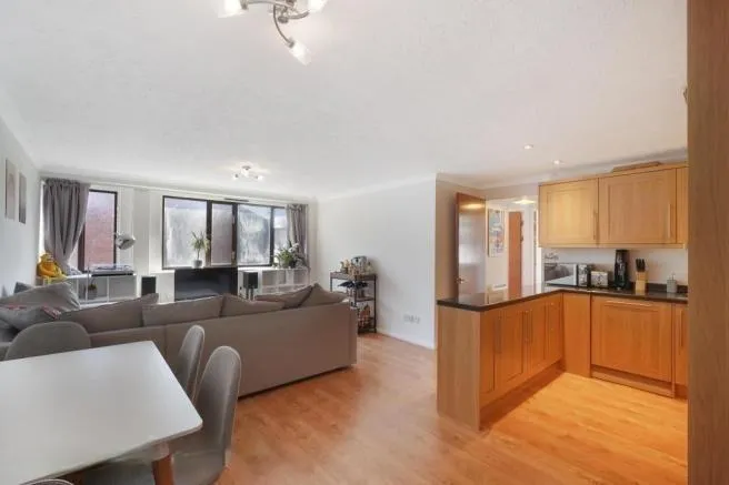 Earls Court Road, Earls Court, SW5, photo 8