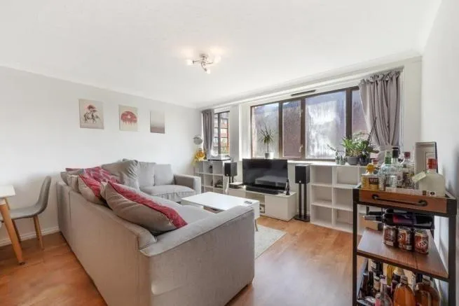 Earls Court Road, Earls Court, SW5, photo 2