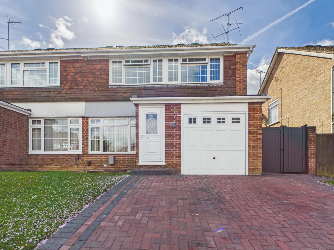 3 bed house for sale — Partridge Drive, Tilehurst, Reading, RG31