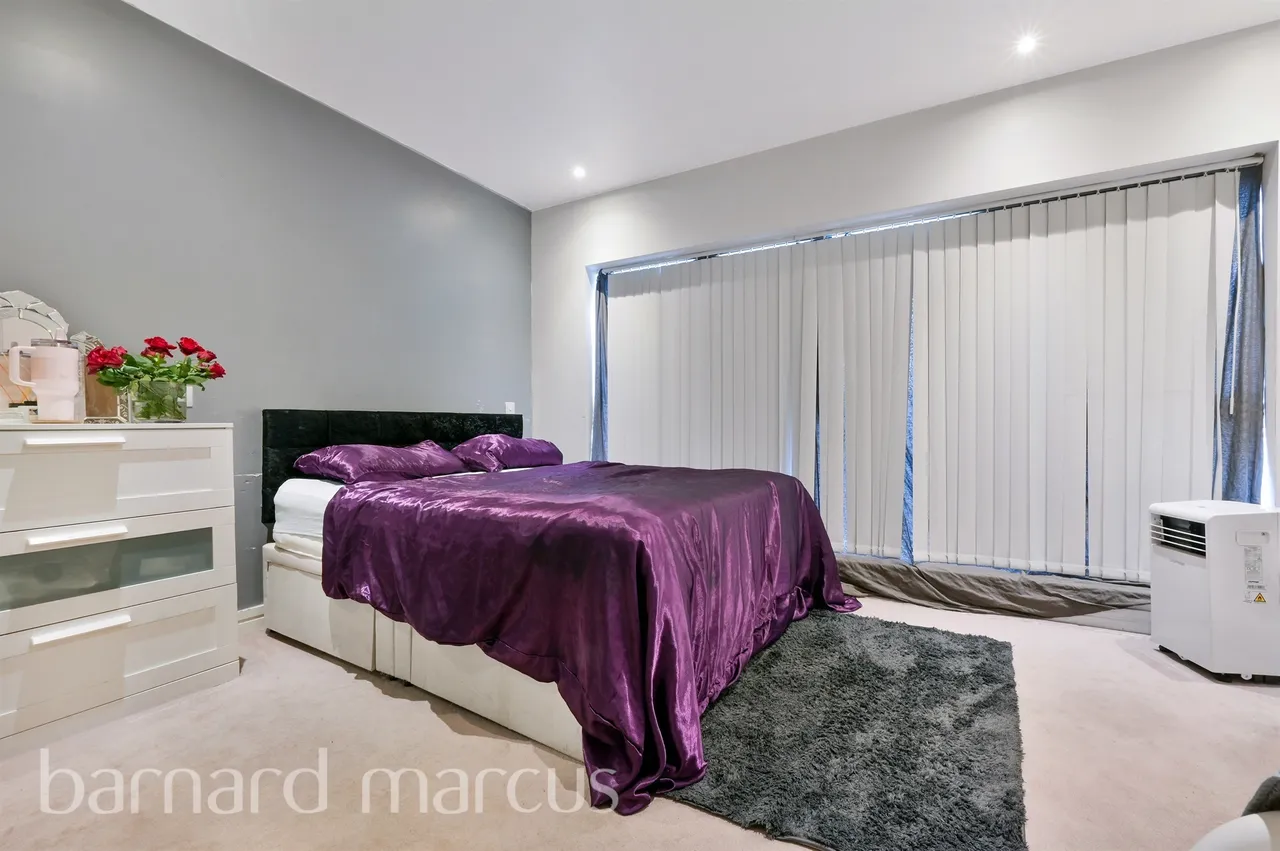 Cherry Orchard Road, Croydon, photo 7