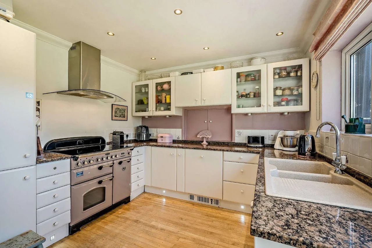 Sloe Lane, Alfriston, Polegate, East Sussex, BN26 5UR, photo 5