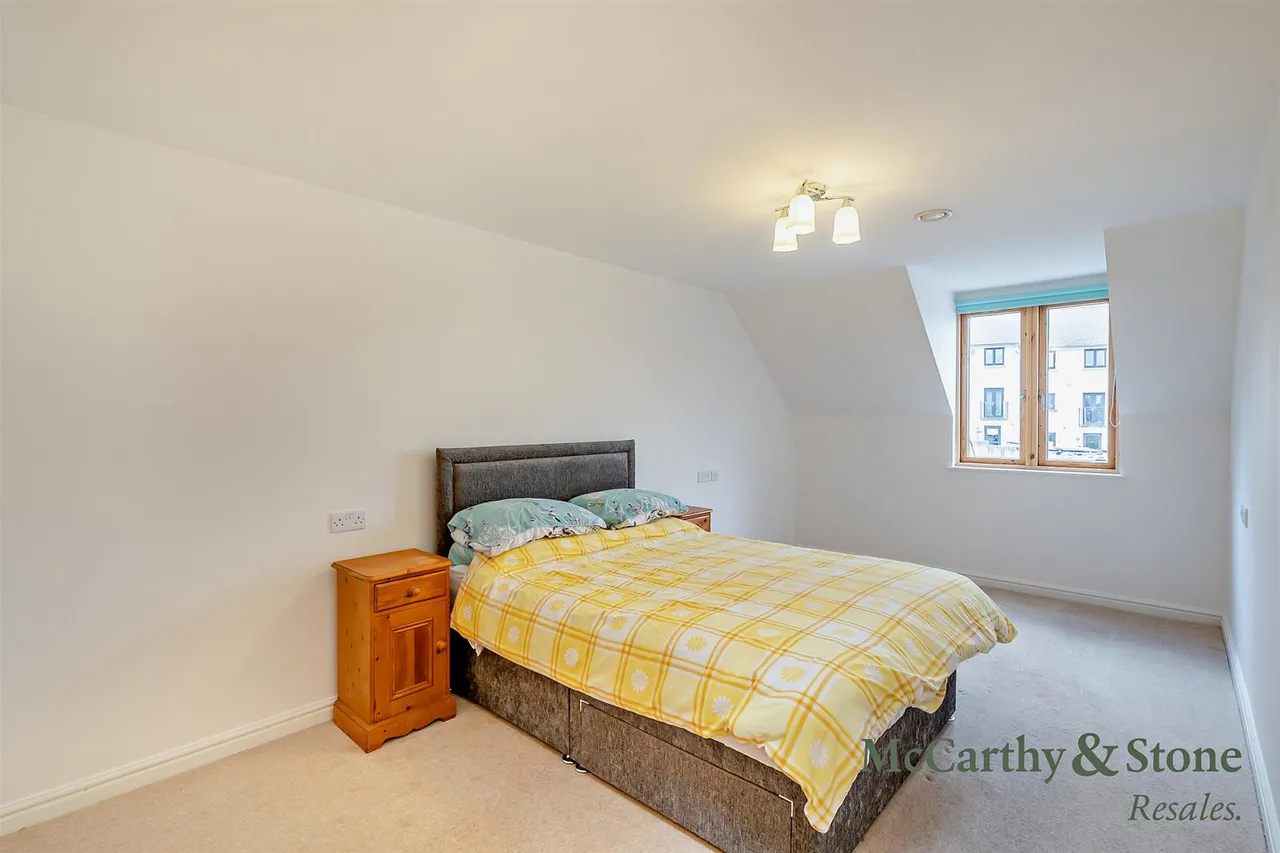 East Street, Newton Abbot, TQ12, photo 9