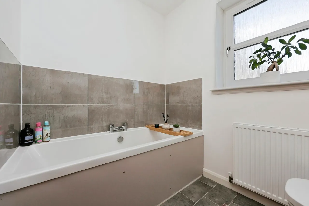 Mcdonald Street, Dunfermline, KY11, photo 25