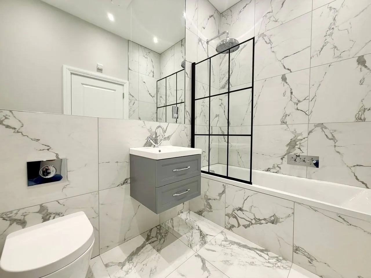 The Grand Apartments, Leigh-on-Sea, SS9, photo 9