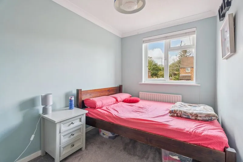 Churchill Drive, Marlow SL7 1TW, photo 6