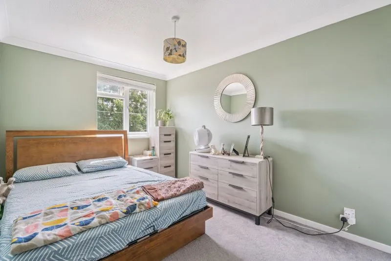 Churchill Drive, Marlow SL7 1TW, photo 5