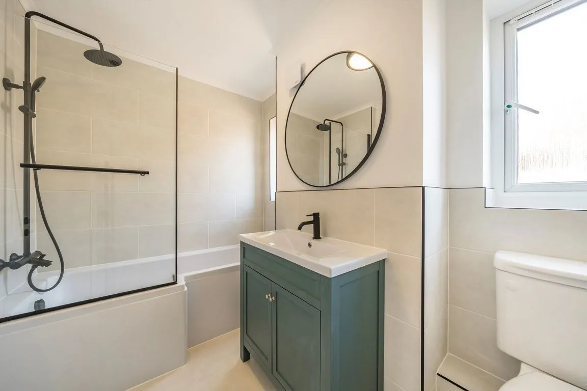 Old Hospital Close, SW12, photo 9