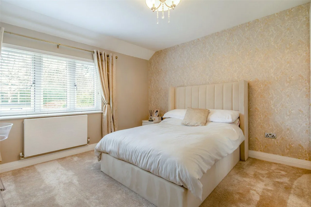 Pear Tree Lane, Shorne, DA12, photo 22