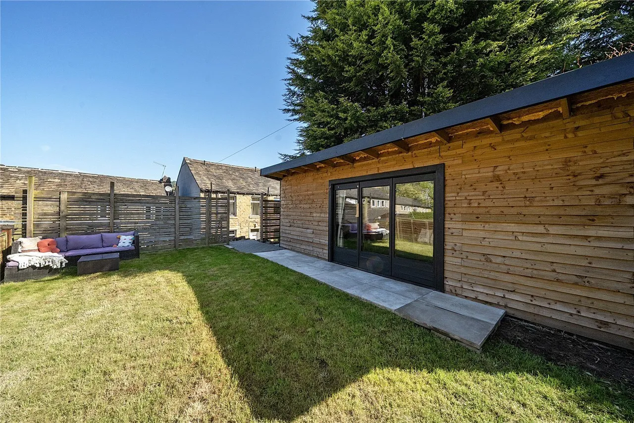 Manchester Road, Linthwaite, HD7, photo 2