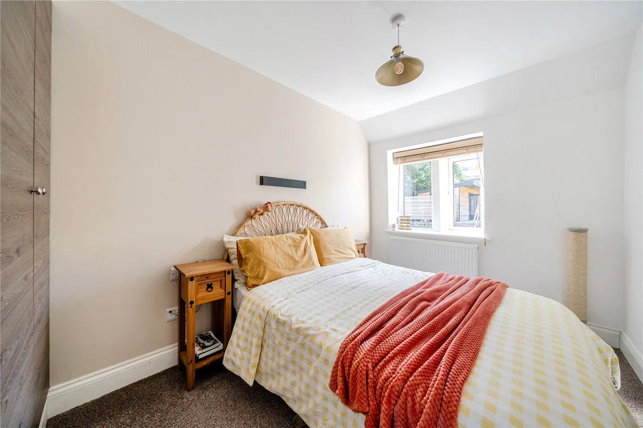 Manchester Road, Linthwaite, HD7, photo 8