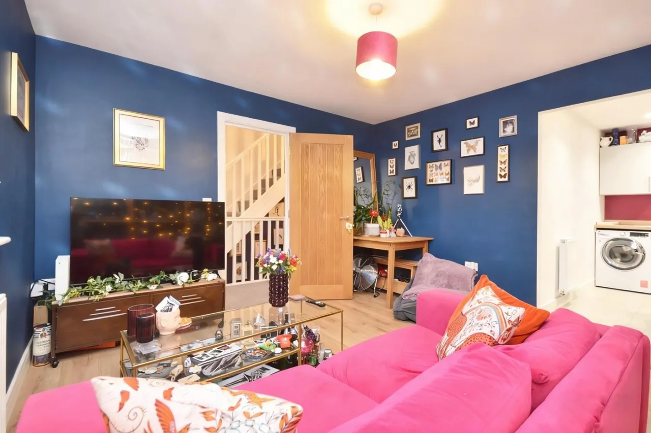2 bed flat for sale — Hellier Walk, Bristol