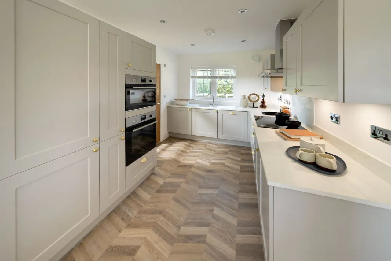 Brockhills Lane, New Milton, BH25, photo 3