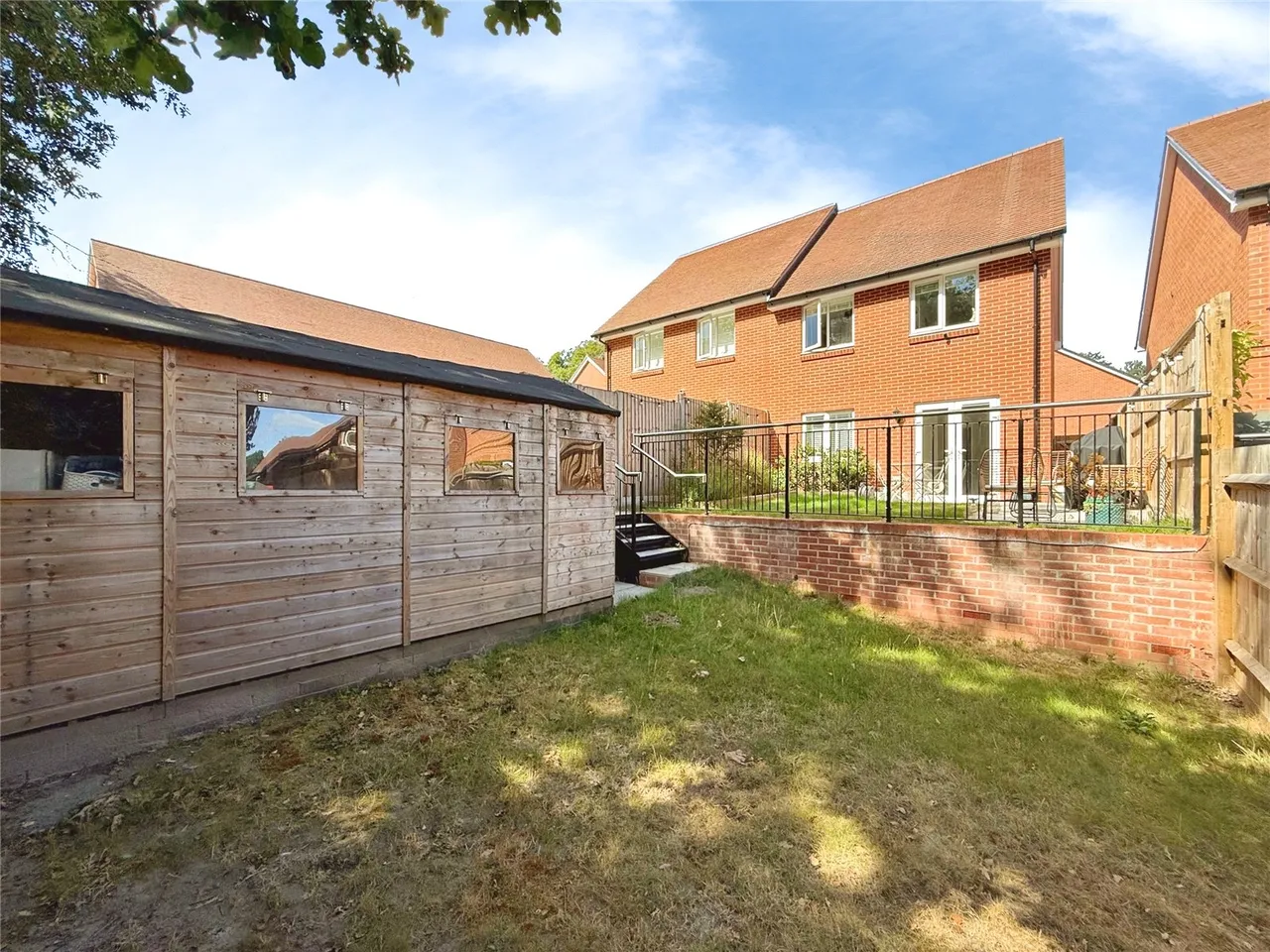 Cob Close, Blackwater, Camberley, Hampshire, GU17 9FU, photo 6
