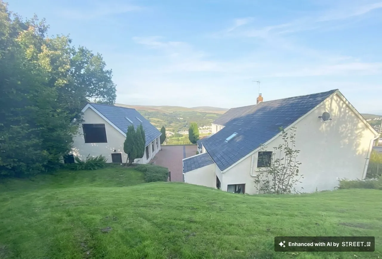 Ceidrim Road, Garnant, SA18, photo 30