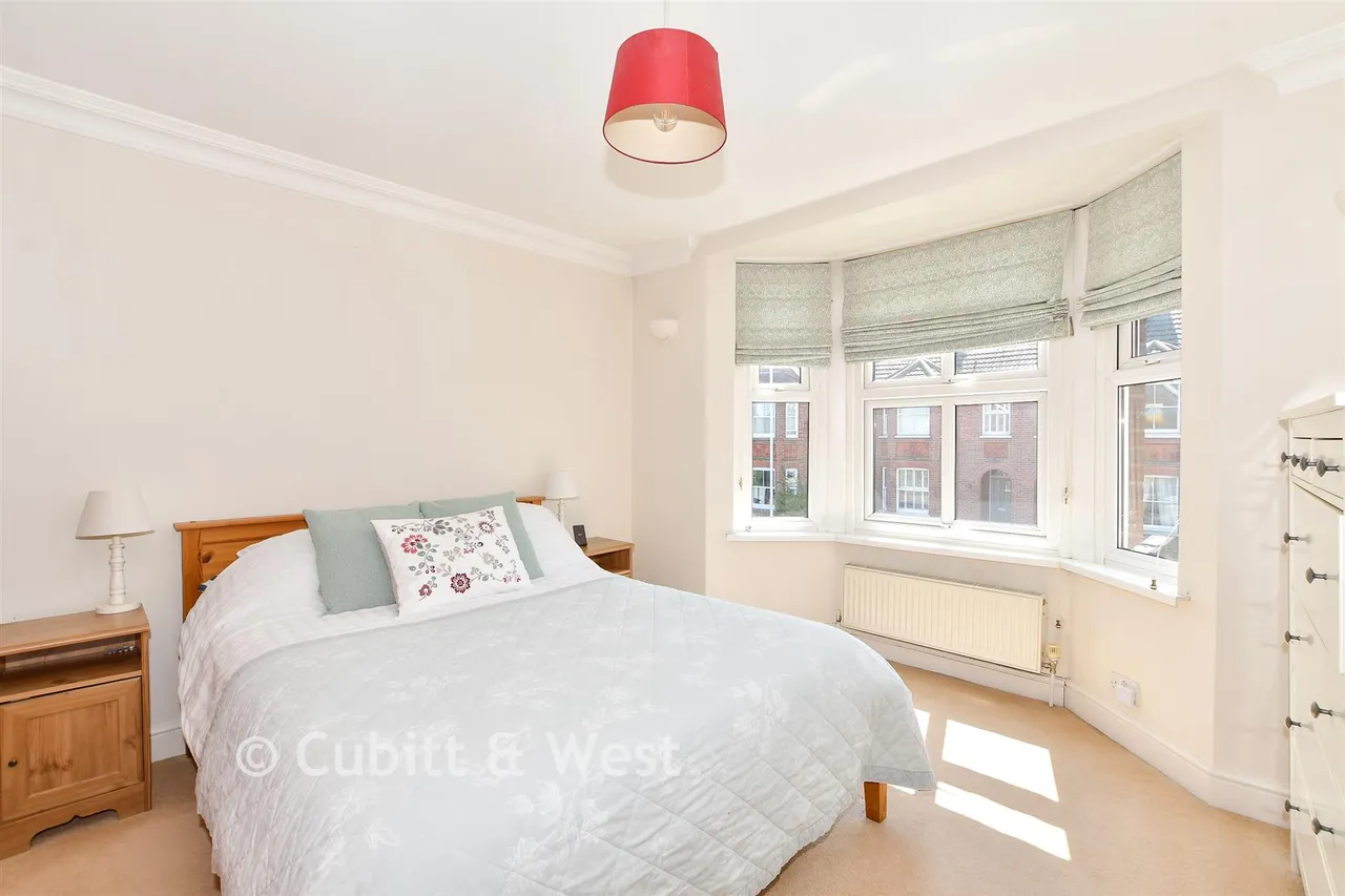 Cranston Road, East Grinstead, RH19, photo 10