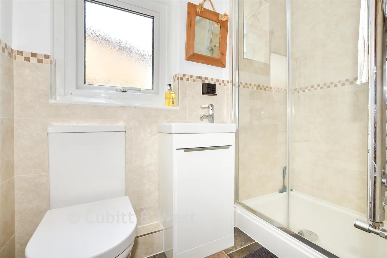 Cranston Road, East Grinstead, RH19, photo 9