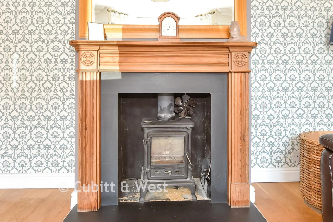 Cranston Road, East Grinstead, RH19, photo 8