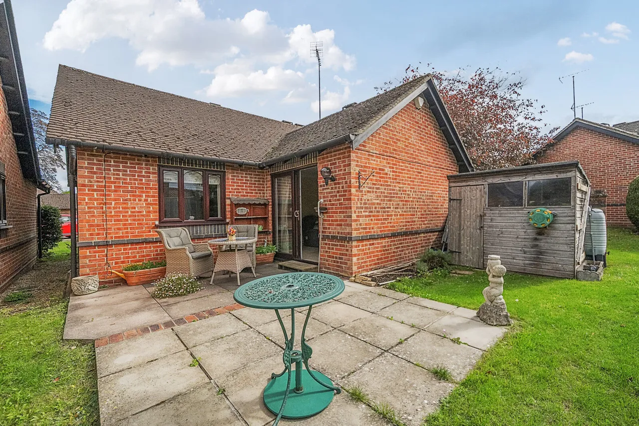 Sherwood Gardens, Henley-on-Thames, RG9, photo 21