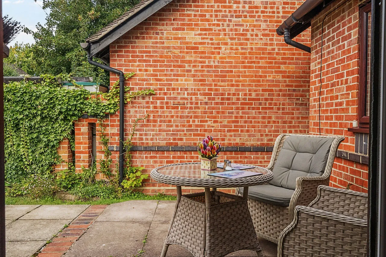 Sherwood Gardens, Henley-on-Thames, RG9, photo 20