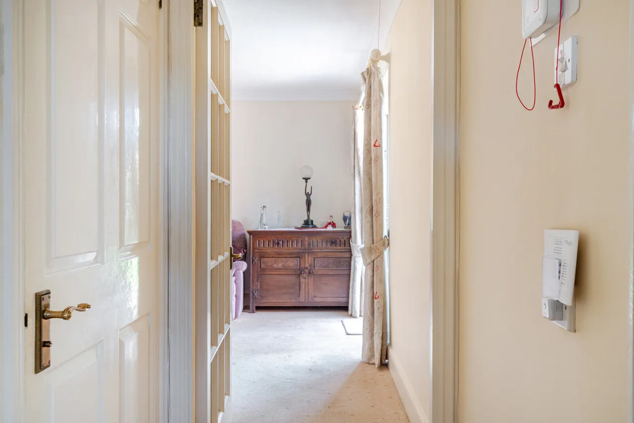 Sherwood Gardens, Henley-on-Thames, RG9, photo 16