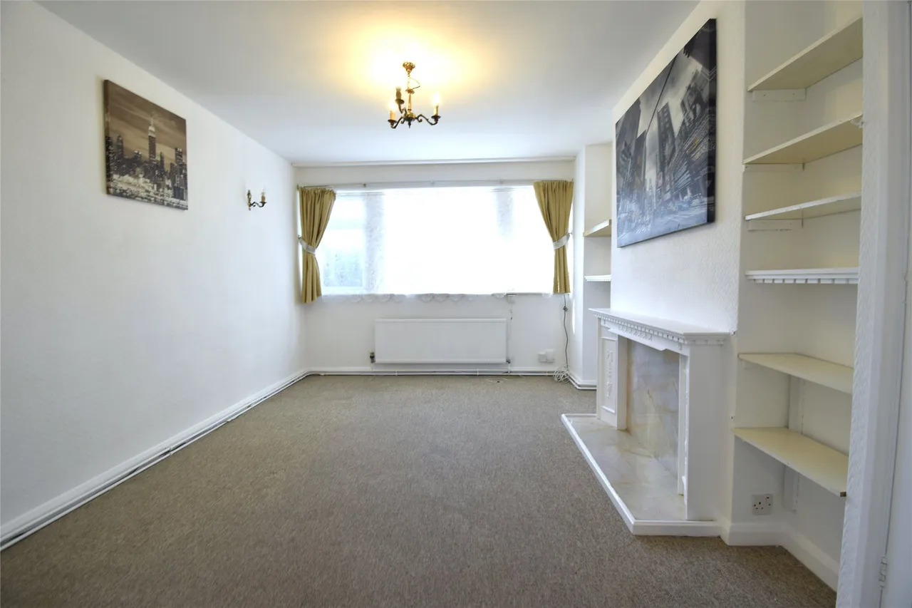 Kenton Road, Harrow, HA3 9QP, photo 2
