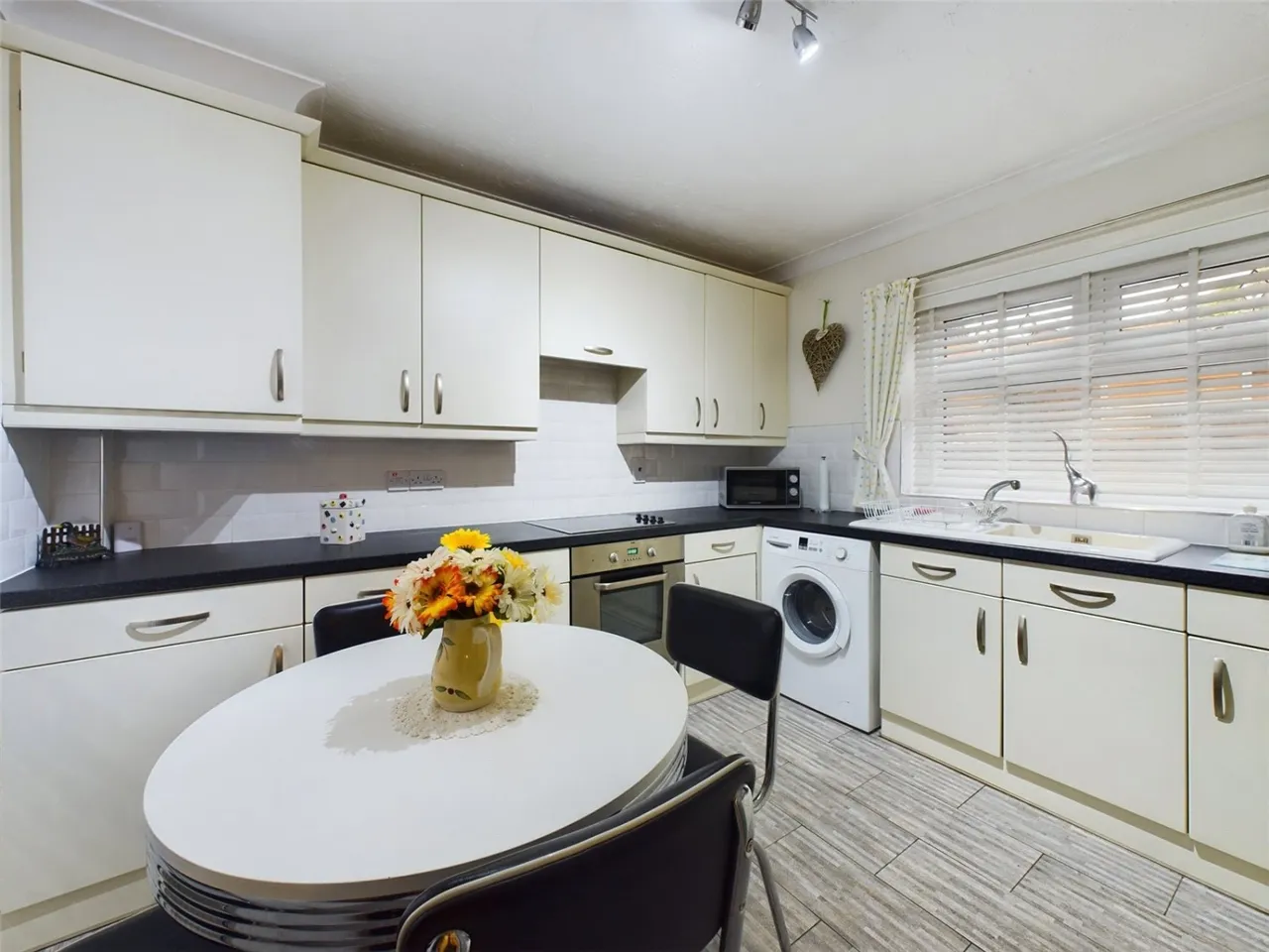 Upper Barn Close, Heanor, DE75, photo 2