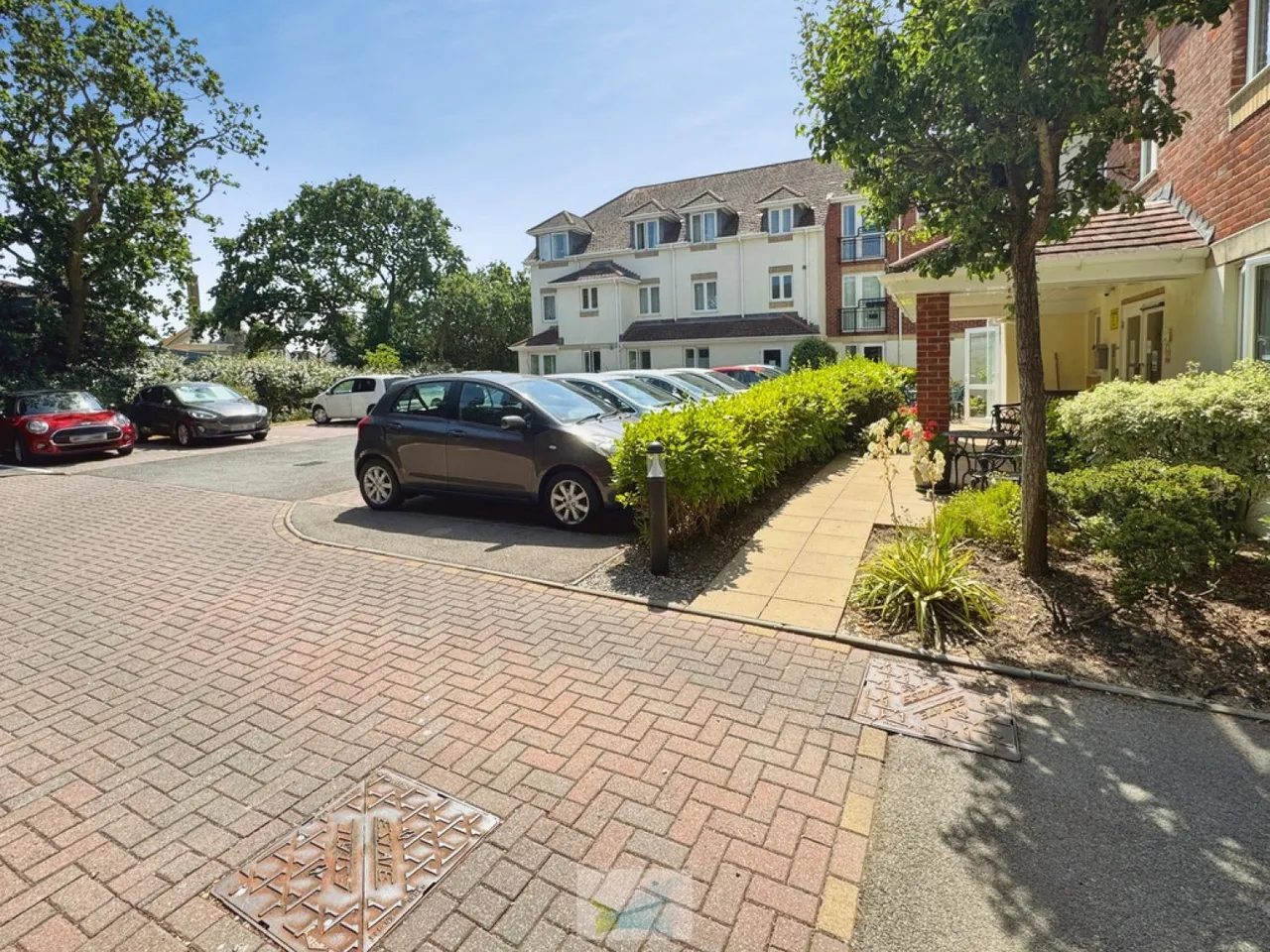 Highcliffe, photo 9