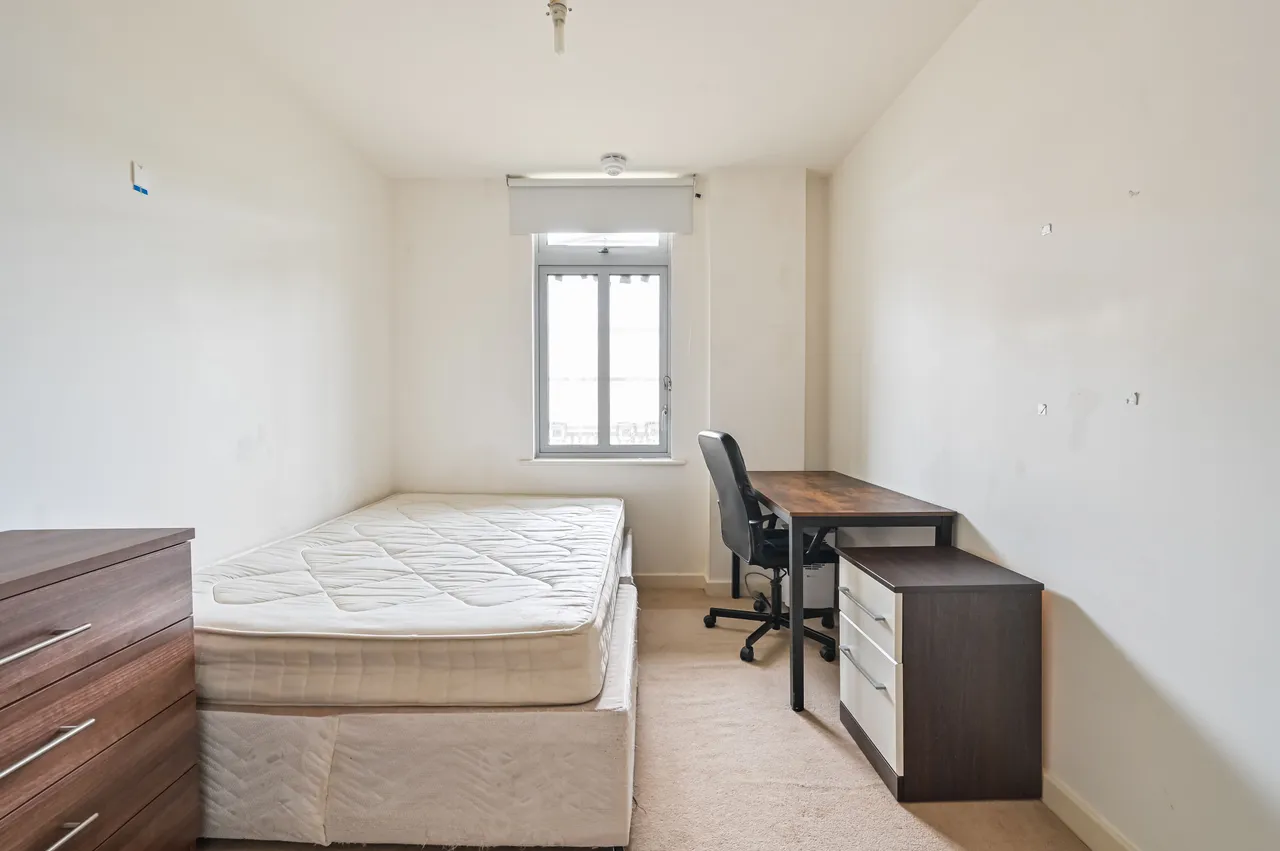 403 Caspian Apartments, 5 Salton Square, London, photo 3