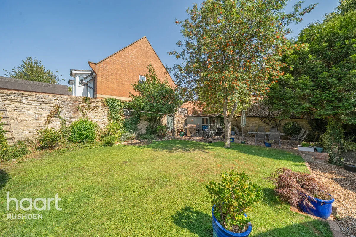 Little Street, Rushden, NN10, photo 17