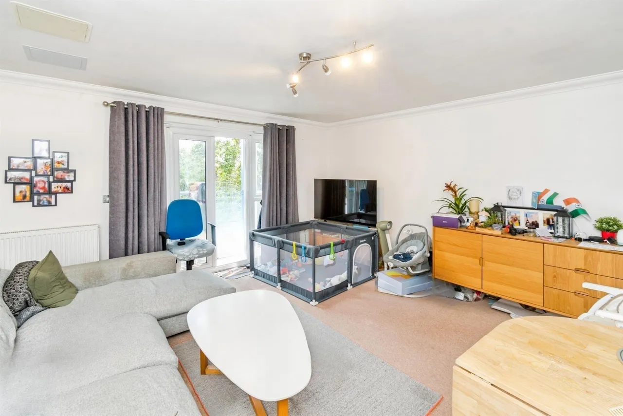 2 bed flat for sale, Hulse Road, Southampton, SO15