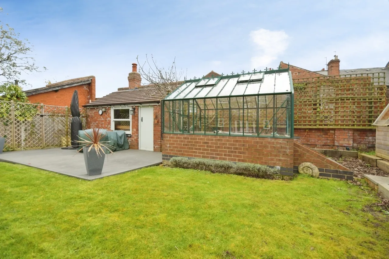 Cromwell Road, CHESTERFIELD, Derbyshire, S40, photo 18