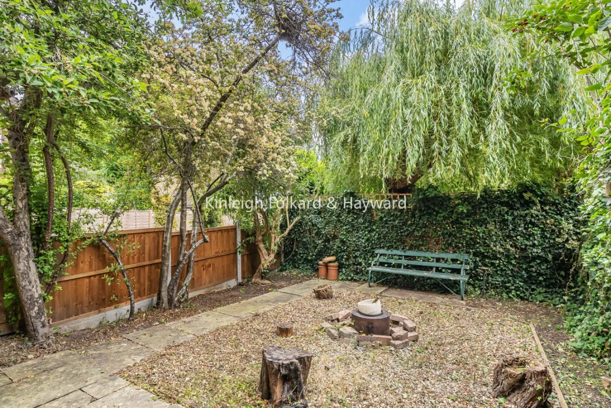 Mount View Road, London, N4, photo 2