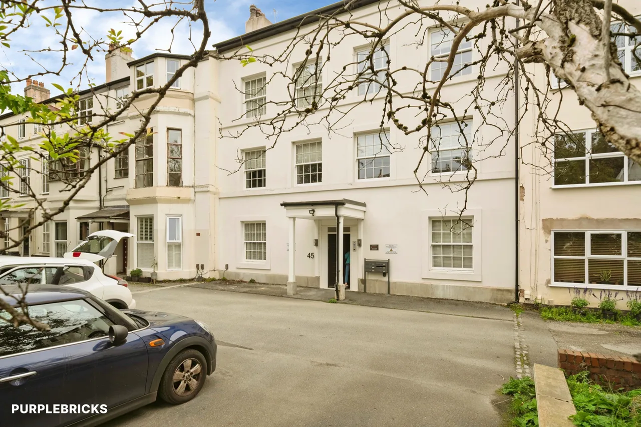 2 bed flat for sale, Parkfield Road, Liverpool, L17